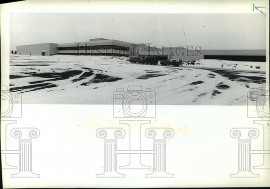 1983 Press Photo General Electric Medical Systems' new plant on Waukesha