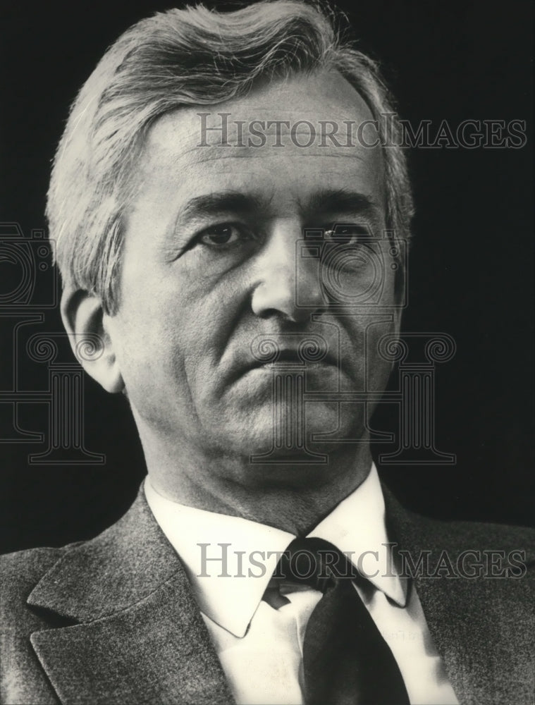 Load image into Gallery viewer, 1974 Press Photo Dr. Richard Freiherr von Weizsacker, German politics

