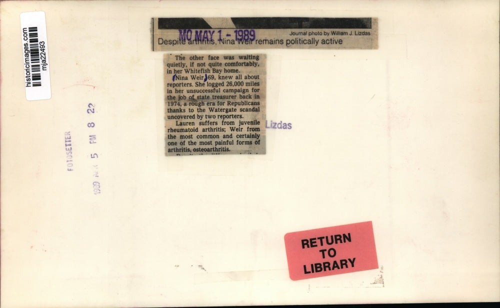 1989 Press Photo Despite arthritis, Nina Weir remains politically active