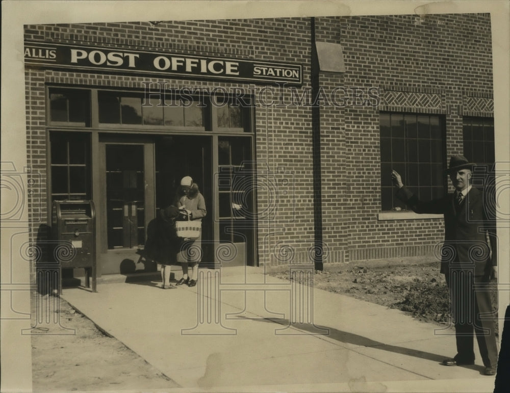 1930 Press Photo West Allis Post Office Station, West Allis, Wisconsin