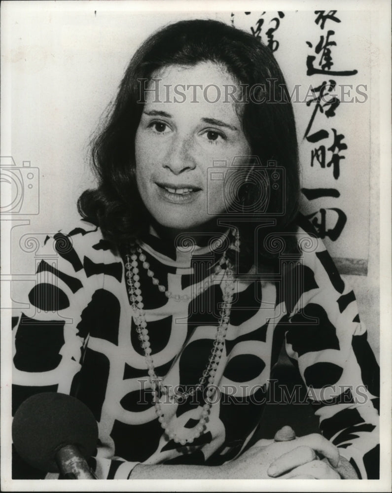 1973 Press Photo Presidential adviser Marina Whitman: looking for lower prices- Historic Images