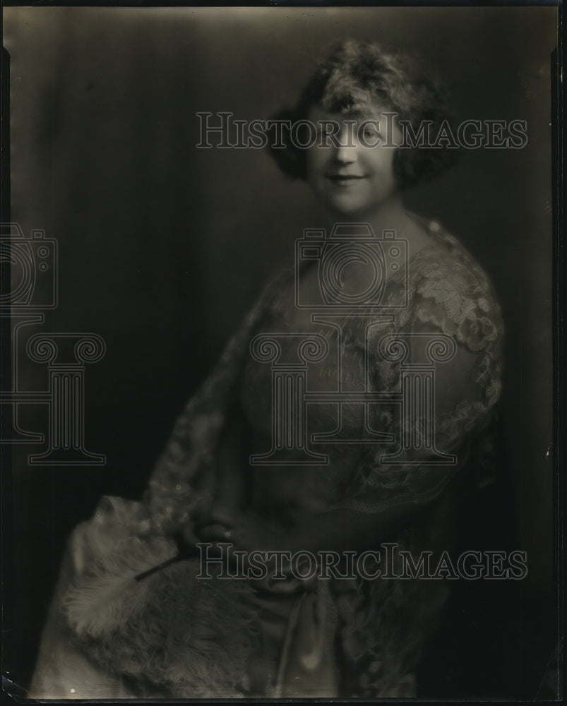  Press Photo Mrs. Herbert Dernehl- Historic Images