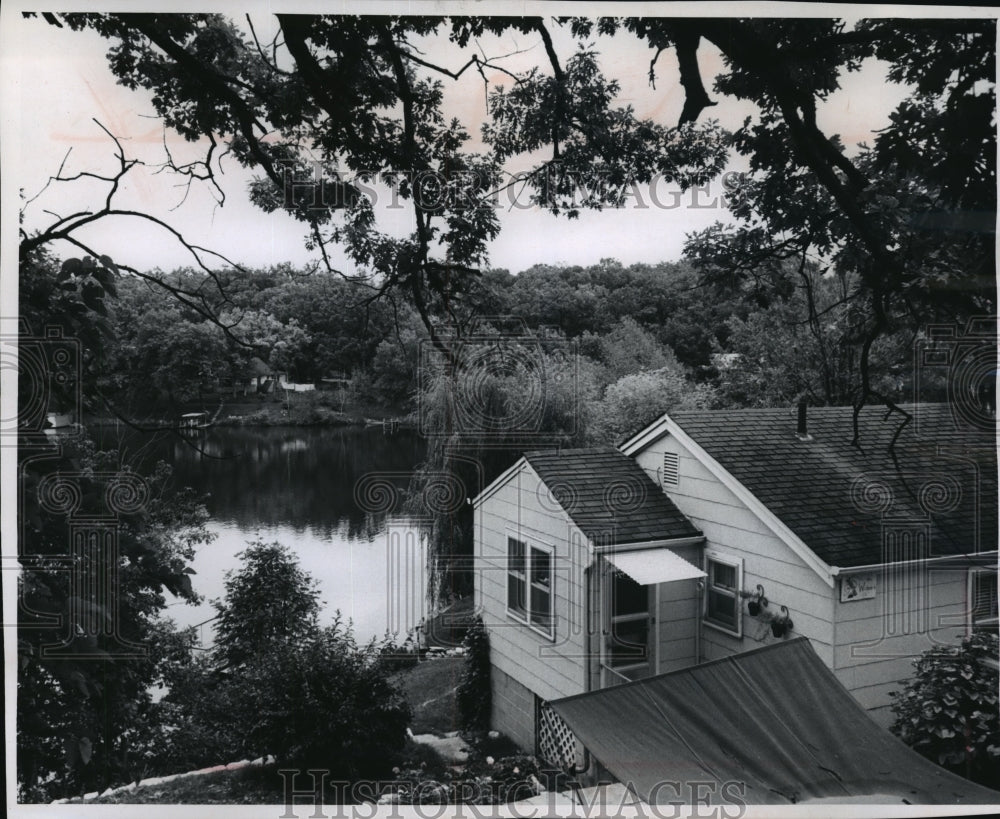 1965 Press Photo View from Waterford Drive in the Waterford Woods area- Historic Images