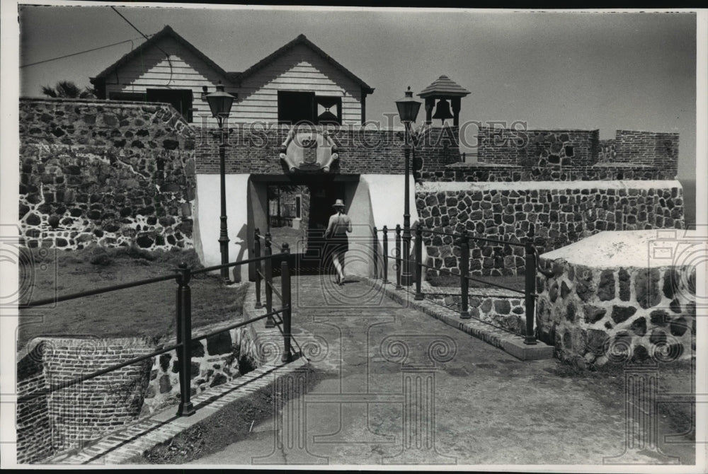 1988 Press Photo Fort Orange, on Netherlands Antilles island of St. Eustatius