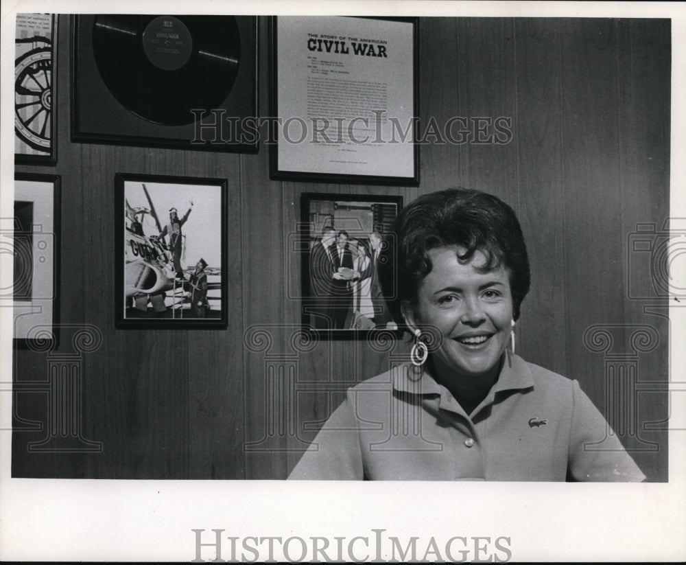 1968 Press Photo Mary Lou Burg Democratic National Committee Woman for Wisconsin- Historic Images