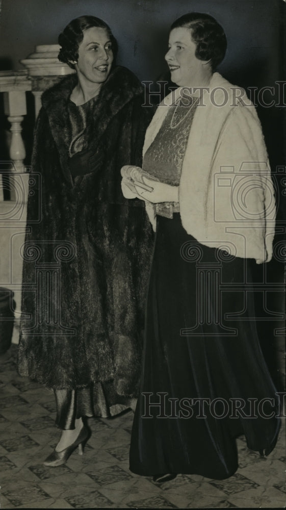  Press Photo Mrs William H Wolf &amp; Mrs William H Marshall attended the symphony- Historic Images