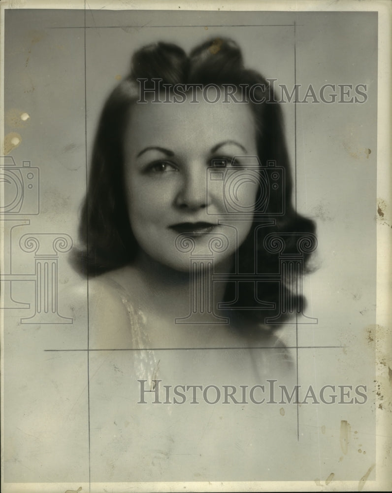 1942 Press Photo Miss Phyllis Moore to be an attendant to Miss Paine&#39;s wedding- Historic Images