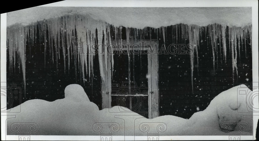 1978 Press Photo Hurley, north Wisconsin, boasts icicles, 118.1 inches of snow- Historic Images