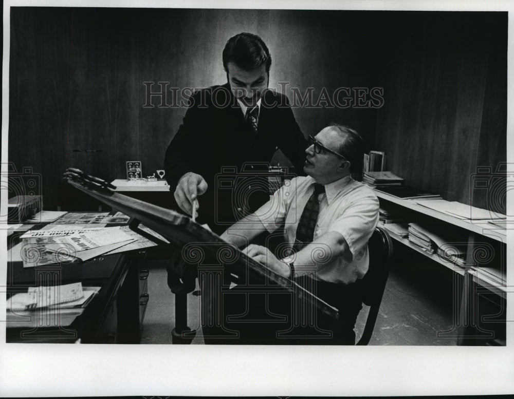 1972 Press Photo Milwaukee-Based Copy Service&#39;s Dave Beihoff And Paul Downing- Historic Images