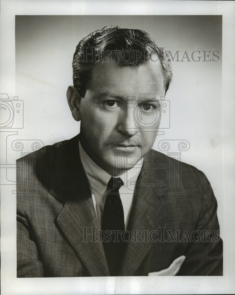 1957 Press Photo Charles Landers, Junior, Of Harnischfeger Homes, Incorporated- Historic Images