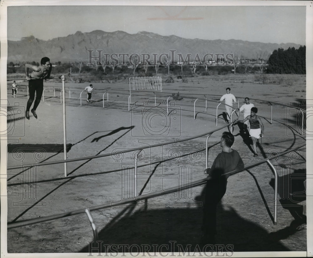 1955 Press Photo Touch Athletes, Specially designed racetracks for the blind- Historic Images