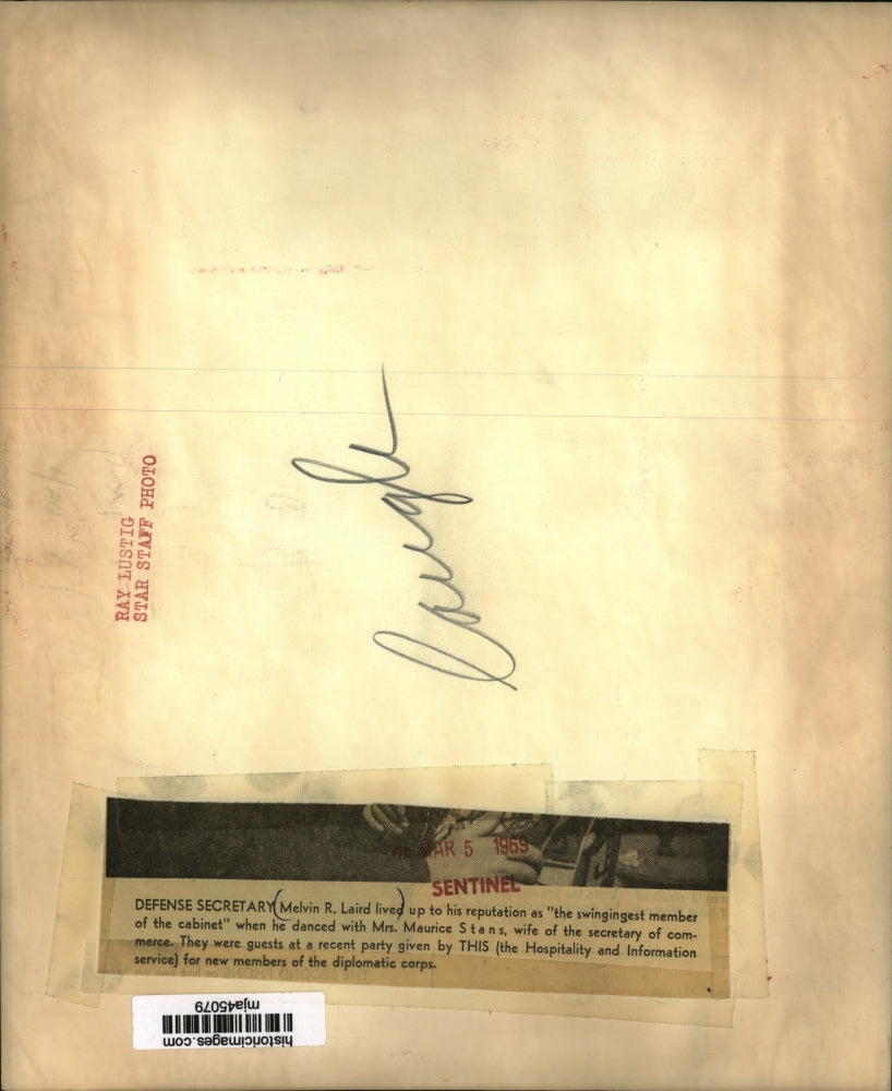 1969 Press Photo Defense Sec. Melvin R. Laird dancing with Mrs. Maurice Stans