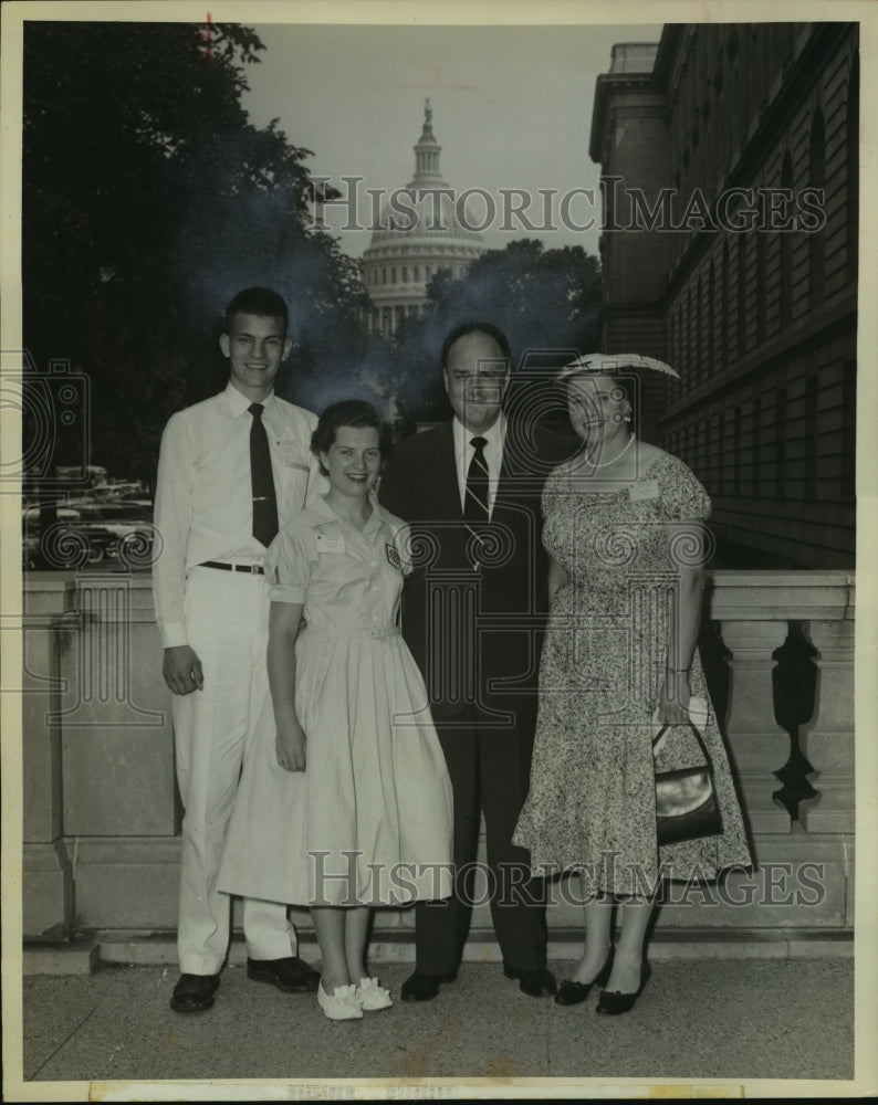 1956 Press Photo Rep. Melvin R. Laird meets with three Wisconsin 4-H Delegates- Historic Images