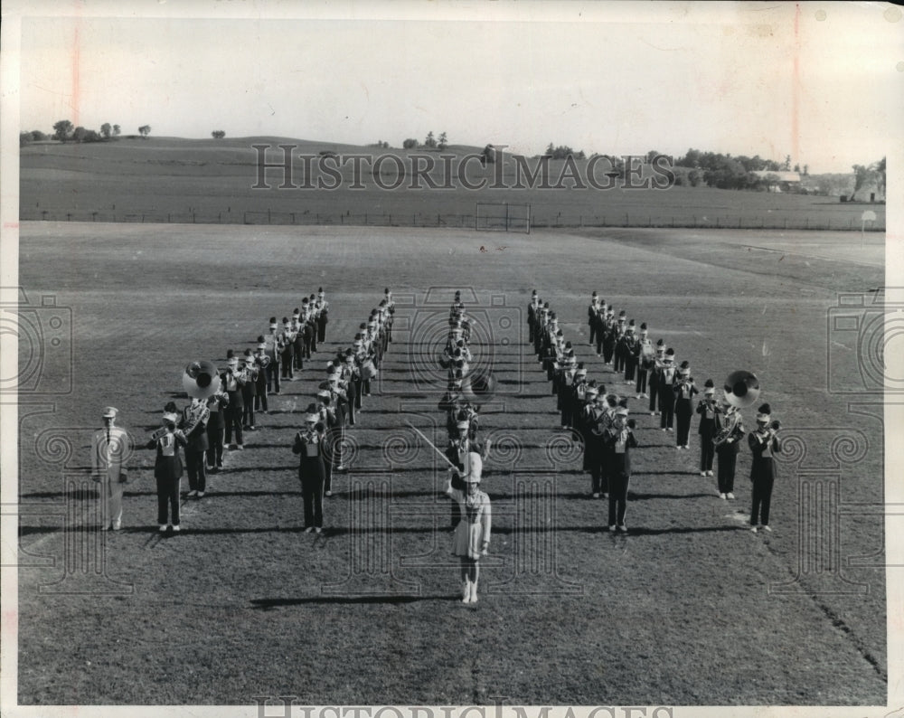 1963 Press Photo Melrose high school band at Green Bay-Minnesota football game- Historic Images