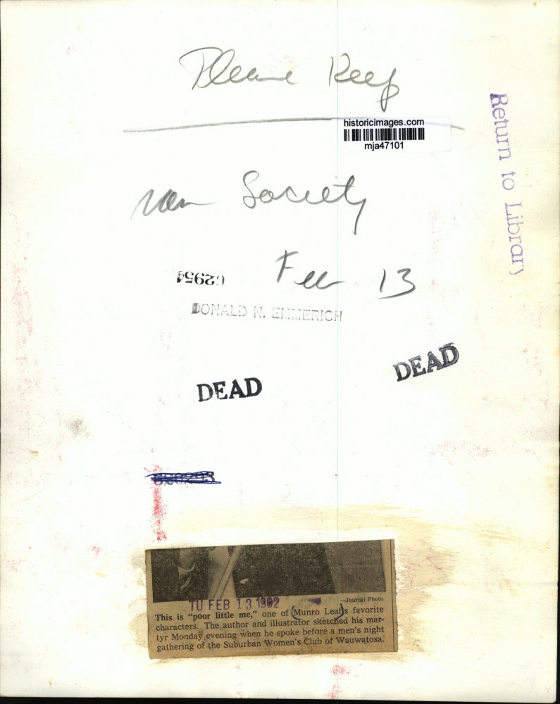 Load image into Gallery viewer, 1992 Press Photo Munro Leaf Sketched His Martyr When He Spoke - mja47101
