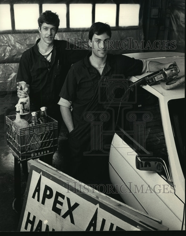 1987 Press Photo Derek Borckmann and Scott Murphy Own and Operate Apex Auto- Historic Images