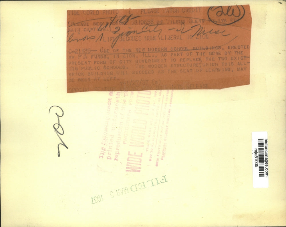 1937 Press Photo Modern School Building, Zion, Illinois - mja51005