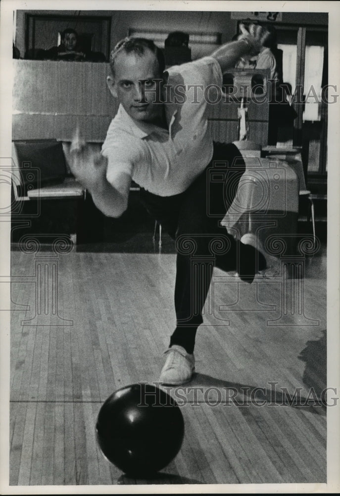 1968 Press Photo Wayne Zahn, Bowler, Atlanta, Georgia - mja51361- Historic Images