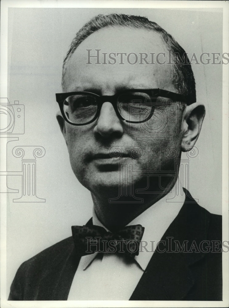 1975 Press Photo Historian and author Professor Daniel Boorstin - mja51504