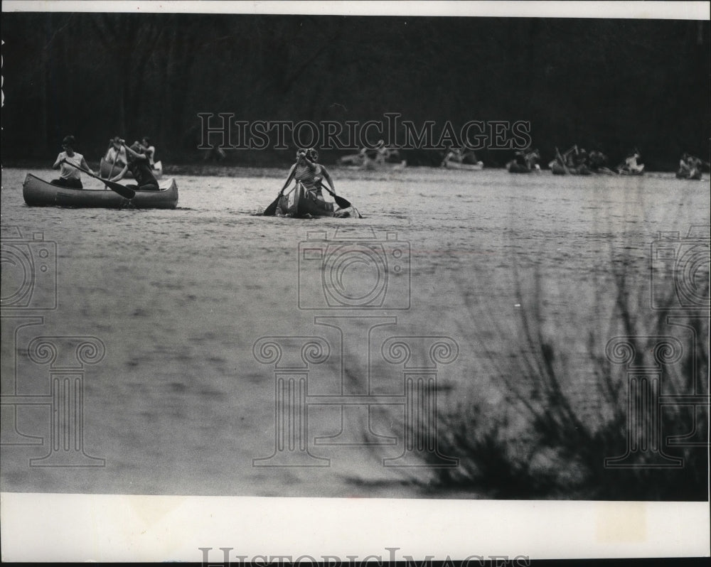 1974 Press Photo More than 200 canoeists competed Sunday in Drownriver Canoe Run