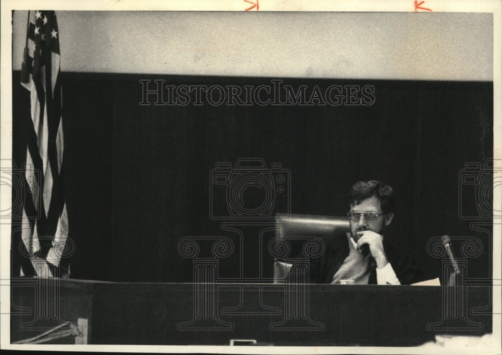 1988 Press Photo Michael Skwierawski, Circuit Judge, at Joel G. Zielke Trial- Historic Images