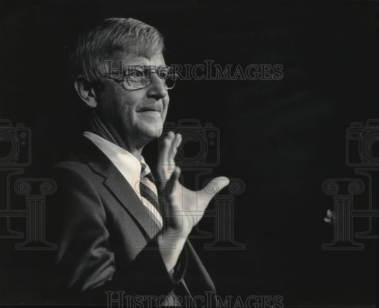 1988 Press Photo Lou Holtz, Notre Dame Football - mja52360- Historic Images