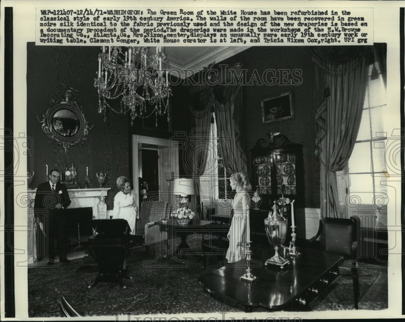 Load image into Gallery viewer, 1971 Press Photo The Green Room of the White House, Washington, D.C. - mja53375
