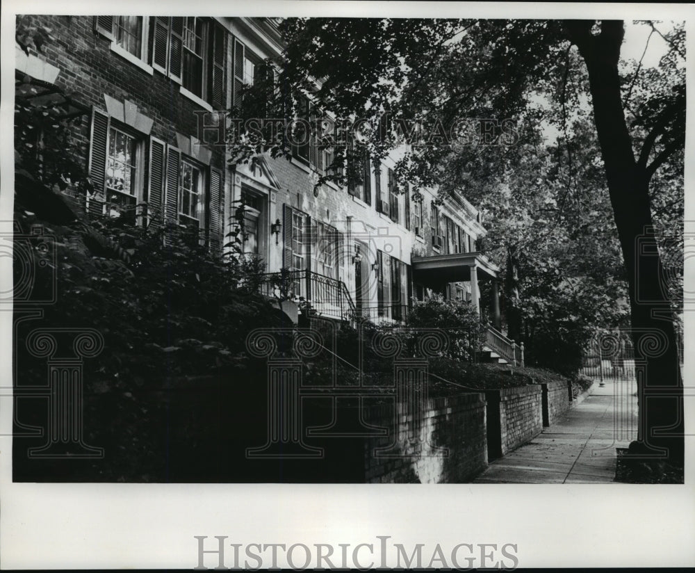 1975 Press Photo Washington D.C. Row houses in Georgetown - mja53420