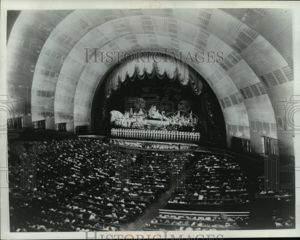 1972 Press Photo The Rockettes on stage at Radio City Music Hall, New York City- Historic Images