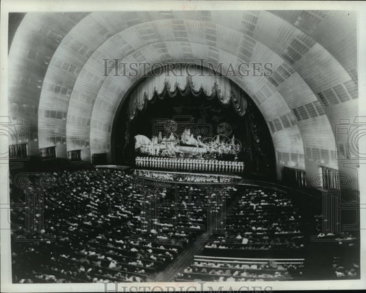 1972 Press Photo The Rockettes on stage at Radio City Music Hall, New York City- Historic Images