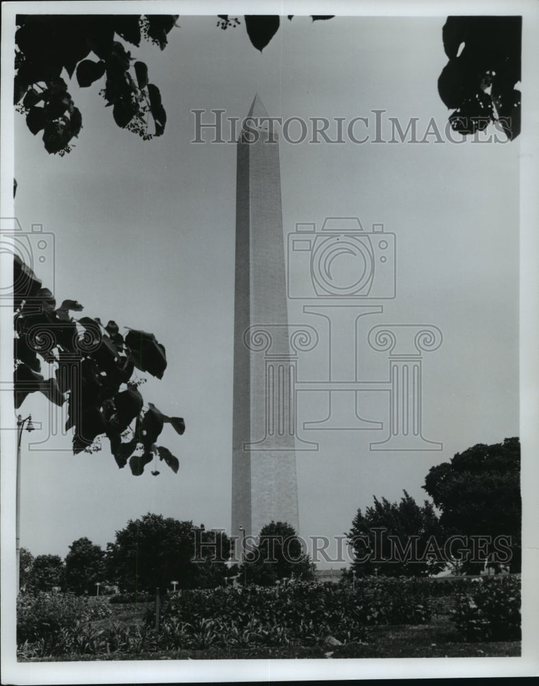 1976 Press Photo Washington Monument Exterior, Washington, D.C.- Historic Images