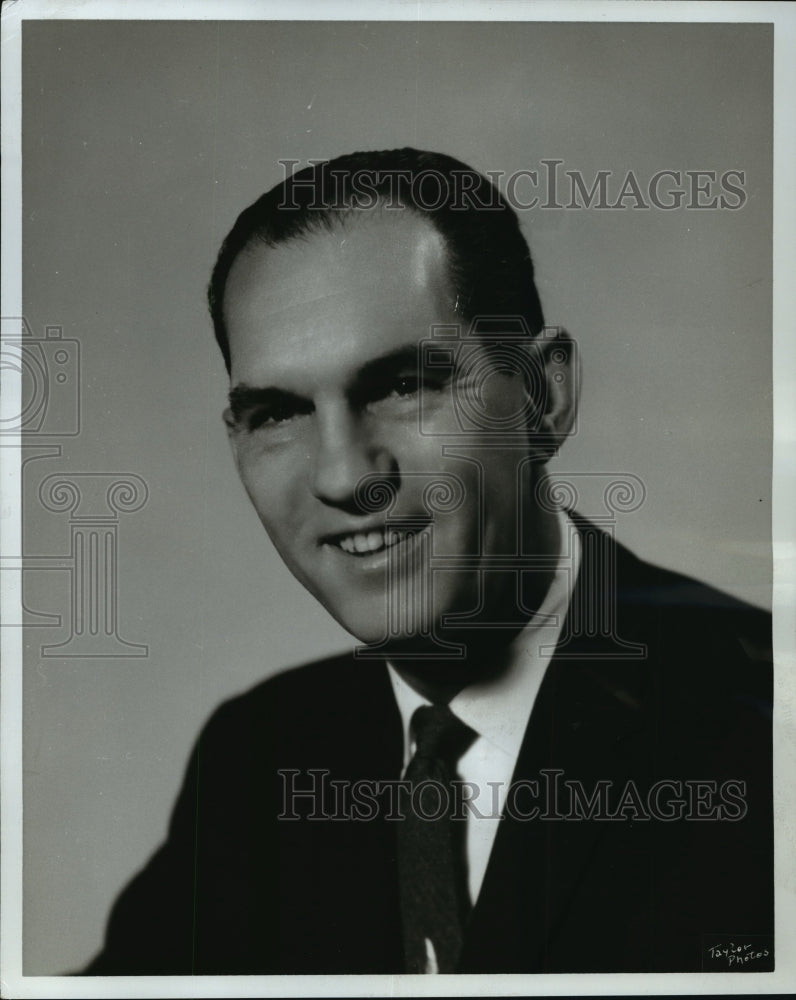  Press Photo Arnold Brumm new executive vice president to E Z Paintr Corp- Historic Images