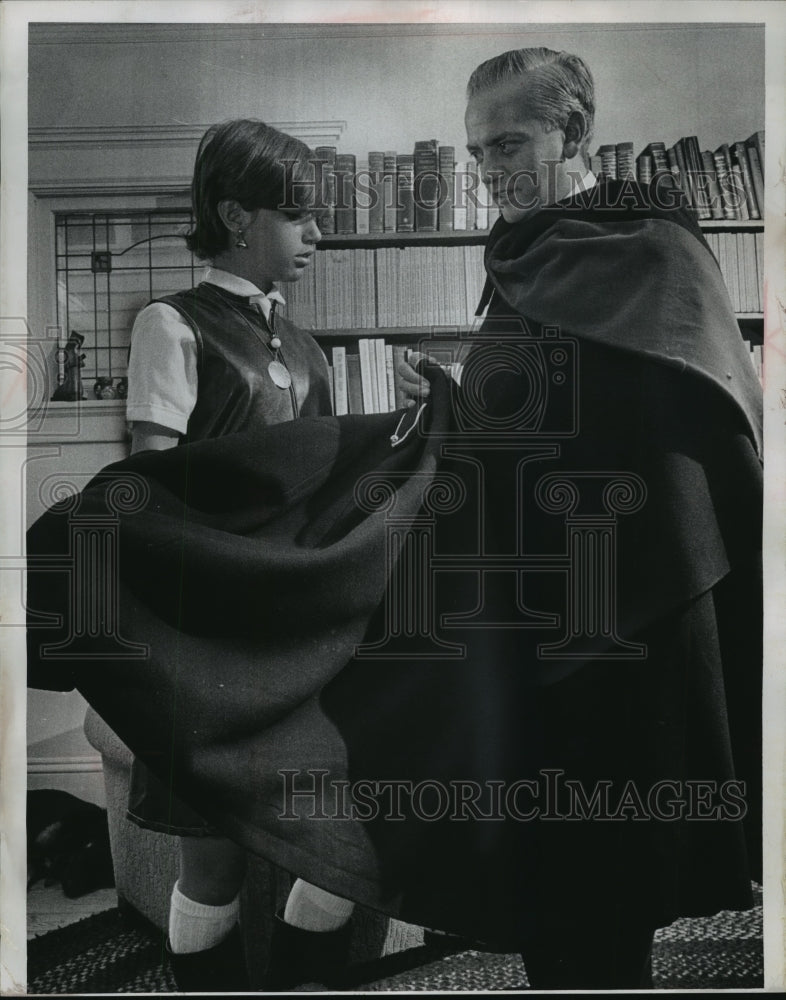 1968 Press Photo University of Wisconsin James A. Brundage and Daughter Marie- Historic Images