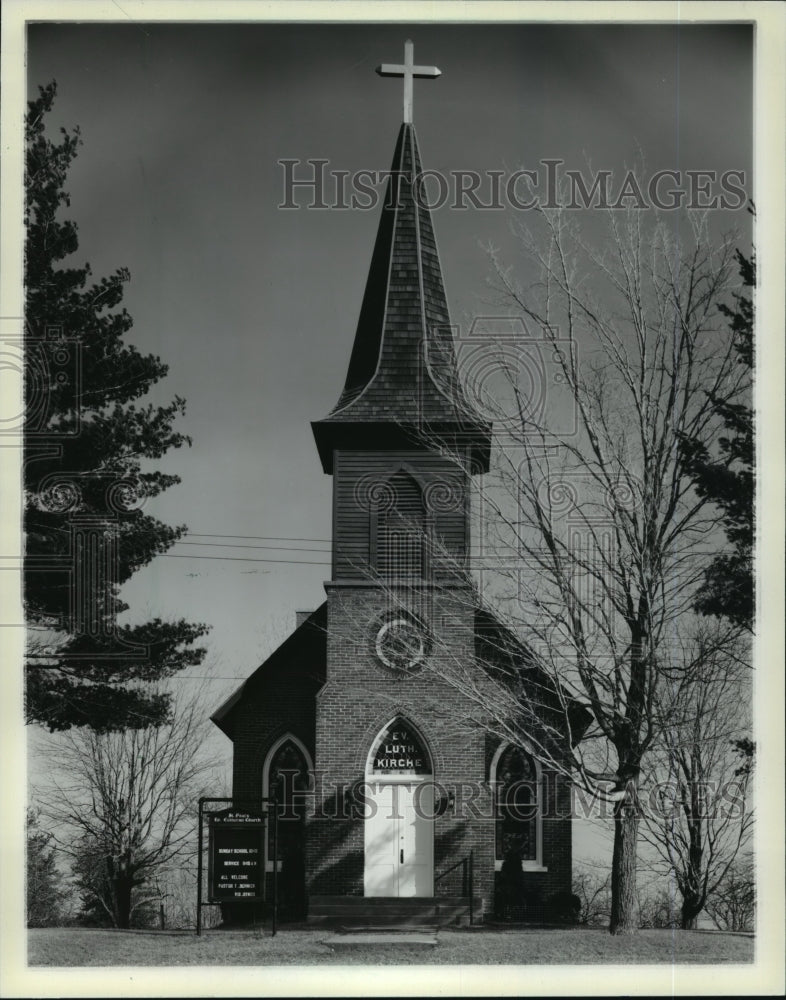 1982 Press Photo St. Paul&#39;s Evangical Lutheran Church on Green Garden Road- Historic Images