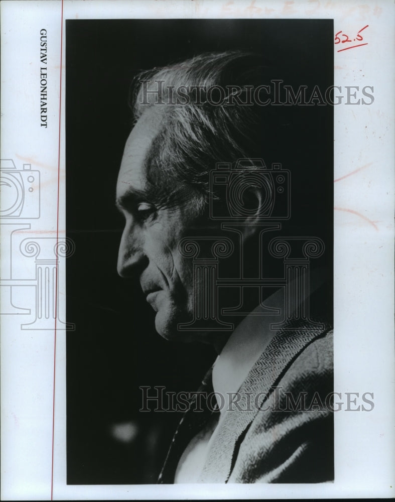 1990 Press Photo Profile of Harpsichordist Gustav Leonhardt - mja55667- Historic Images
