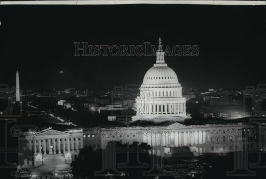1965 Press Photo Unites States Capitol Building at Night- Historic Images
