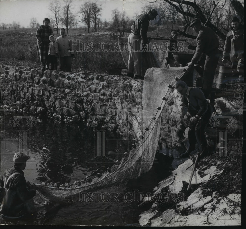 1957 Press Photo Wisconsin Conservation Department in Waukesha County- Historic Images