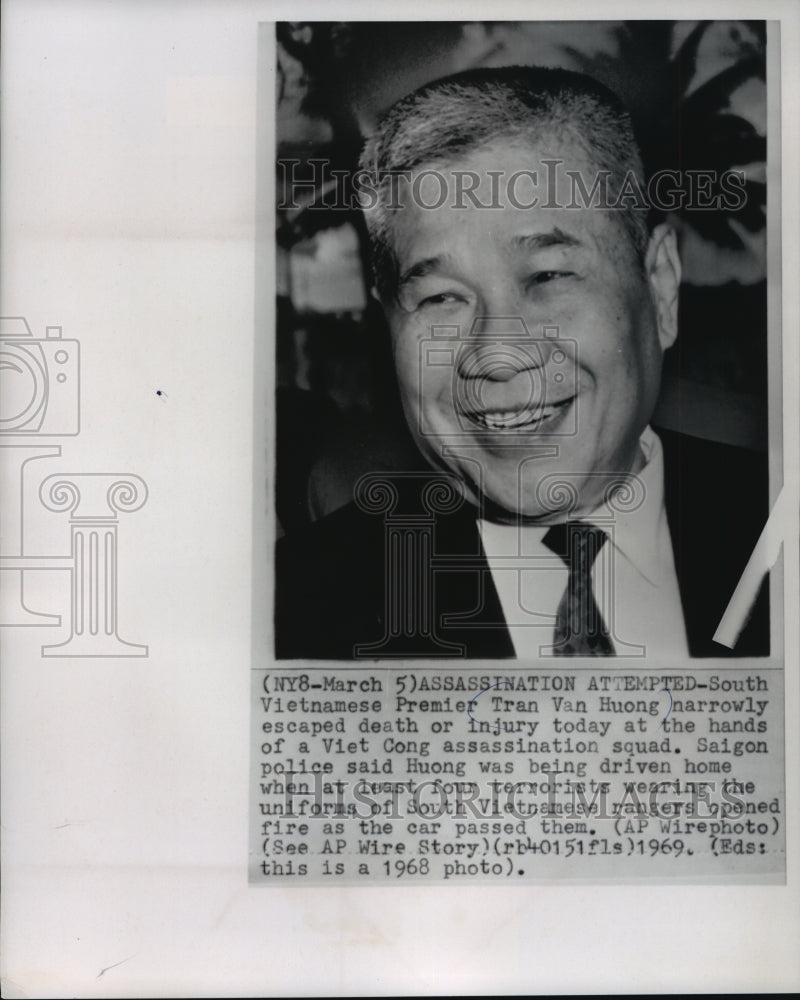 1969 Press Photo South Vietnamese Premier, Tran Van Huong, Almost Assassinated- Historic Images