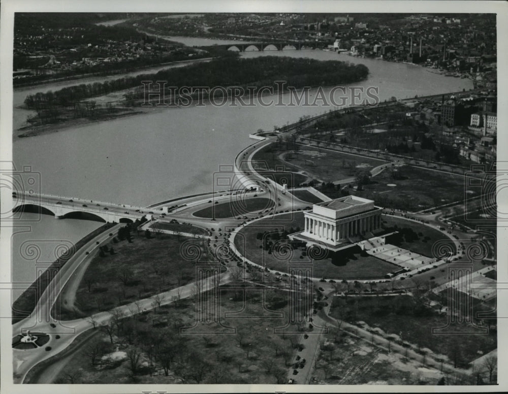 1941 Press Photo Lincoln Memorial and Potomac River, Aerial View - mja57116- Historic Images