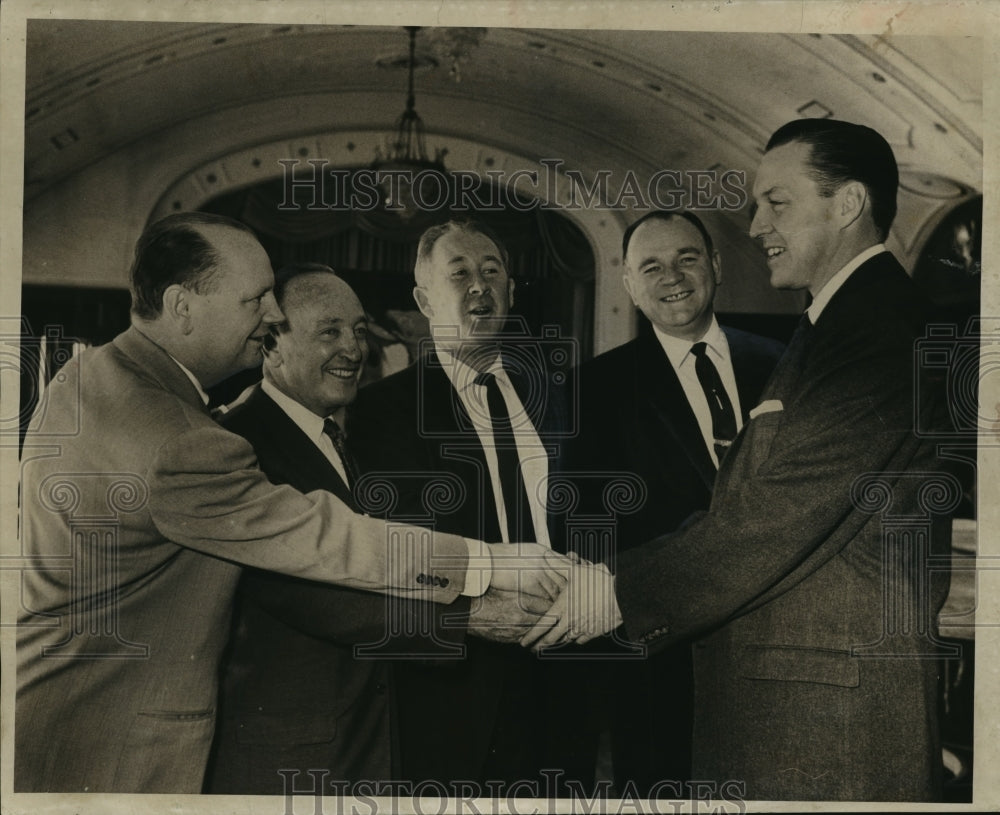 1959 Press Photo Milwaukee Braves Welcome New Manager John McHale- Historic Images