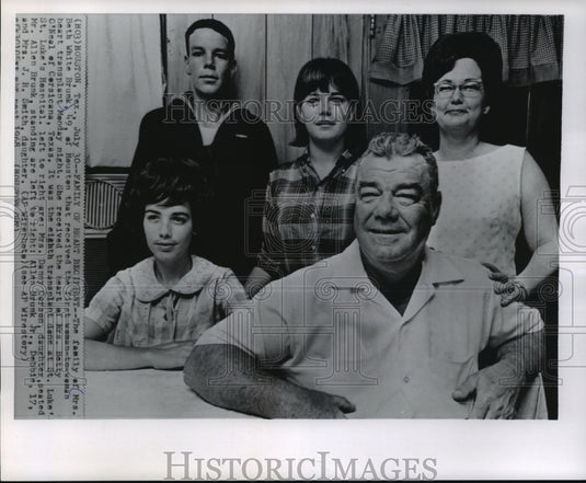 1968 Press Photo Family of Mrs. Beth White Brunk First Transplant Recipient- Historic Images