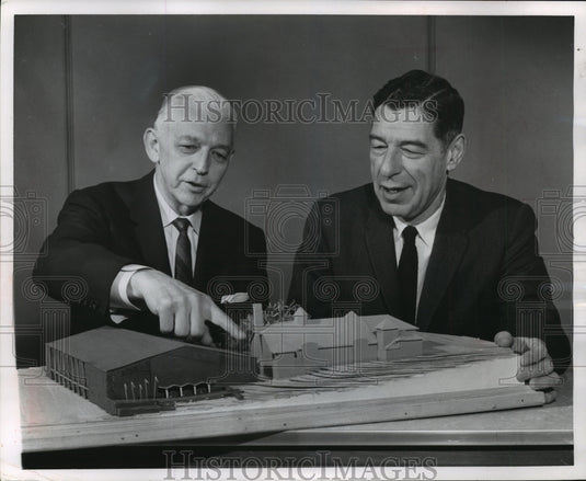 1962 Press Photo W.G. Prasse and Roberst S. Stevenson with Model of Proposed Gym- Historic Images