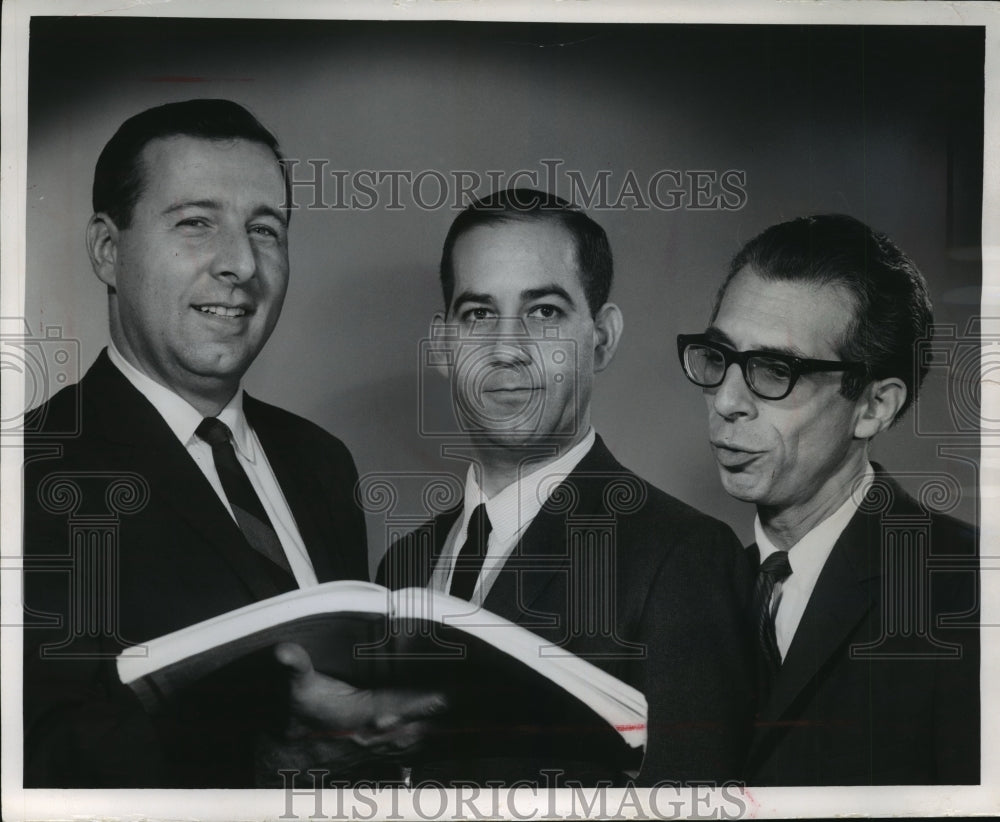 1966 Press Photo Milwaukee, WI-Leaders of the new Opera Associates organization- Historic Images