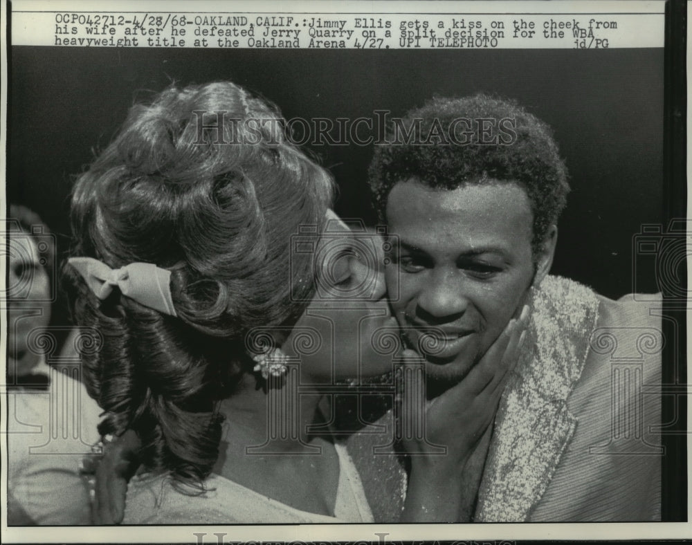 1968 Press Photo Jimmy Ellis &amp; Wife After World Boxing Association Championship- Historic Images