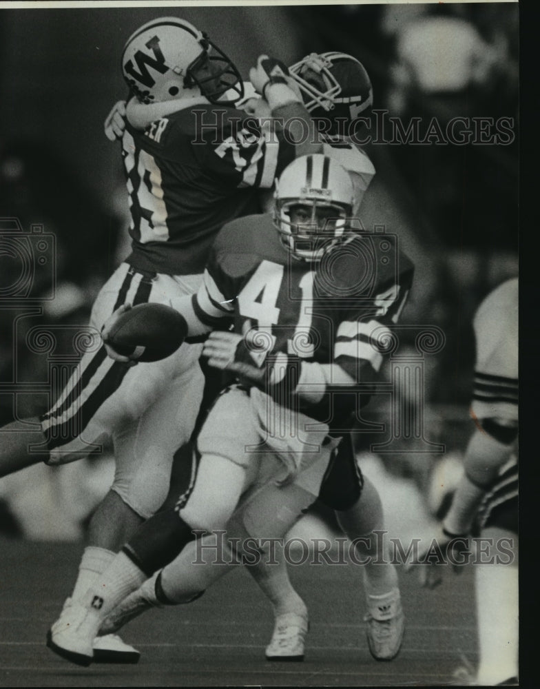 1983 Press Photo Badger's Tailback Gary Ellerson - Historic Images