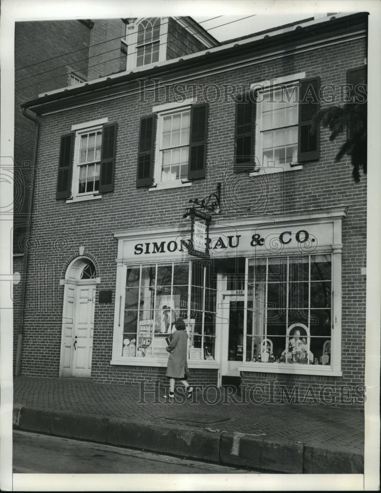 1941 Press Photo Oldest Drug Store in America, Bethlehem, Pennsylvania- Historic Images