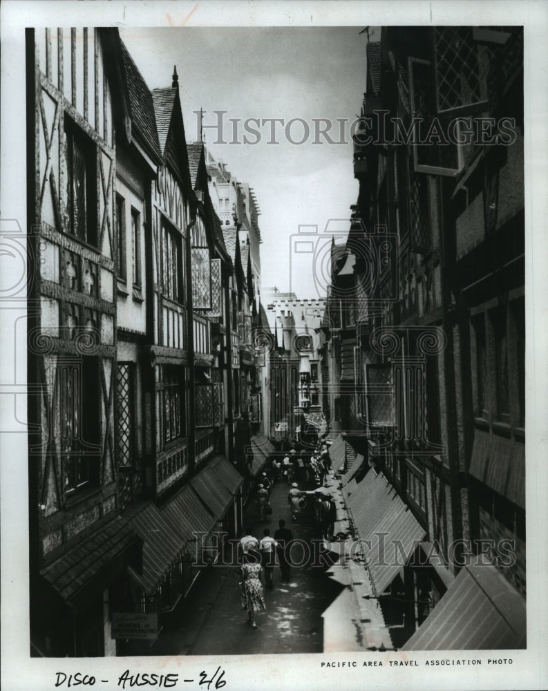 1982 Press Photo London Court of Perth, Australia Uses English Architecture- Historic Images