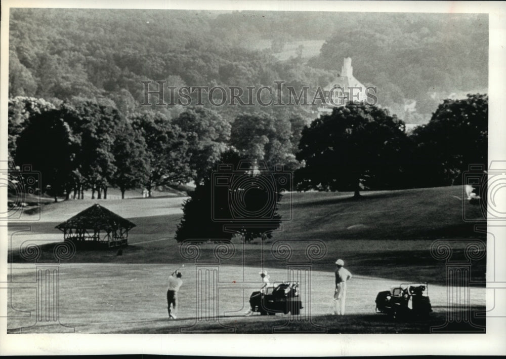1990 Press Photo The Homestead Golf Course, Hot Springs, Virginia - mja60729- Historic Images