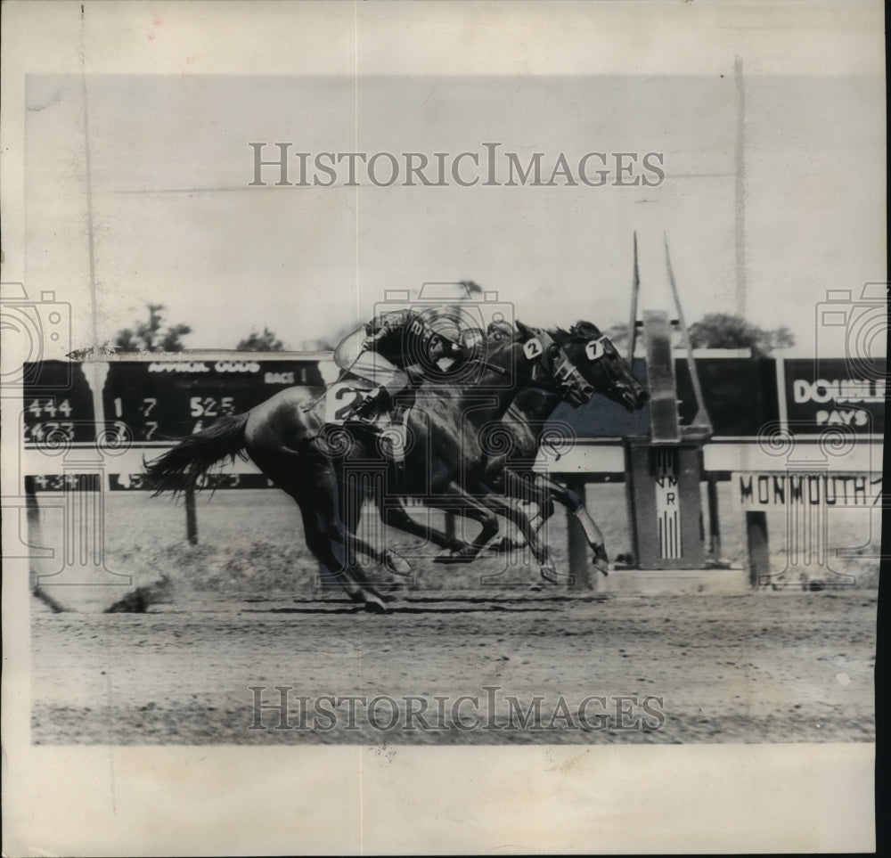 1952 Press Photo Horse Races. Joe Culmone and Ira Hanford ride- Historic Images