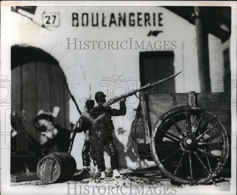 1975 Press Photo French Soldier Gallop into Ravine 1915 Battle of Waterloo- Historic Images